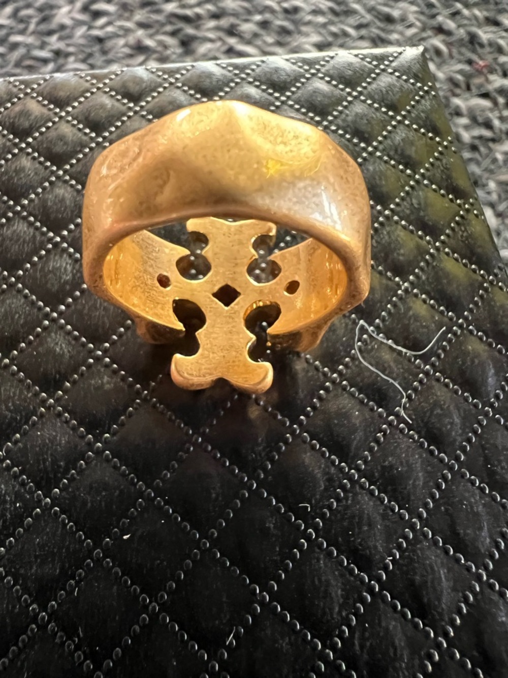 Tory Burch Antique gold ring size 8 - Picture 3 of 5
